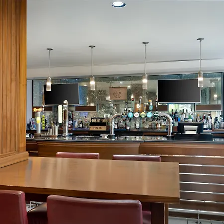 Delta Hotels By Marriott Edinburgh-3